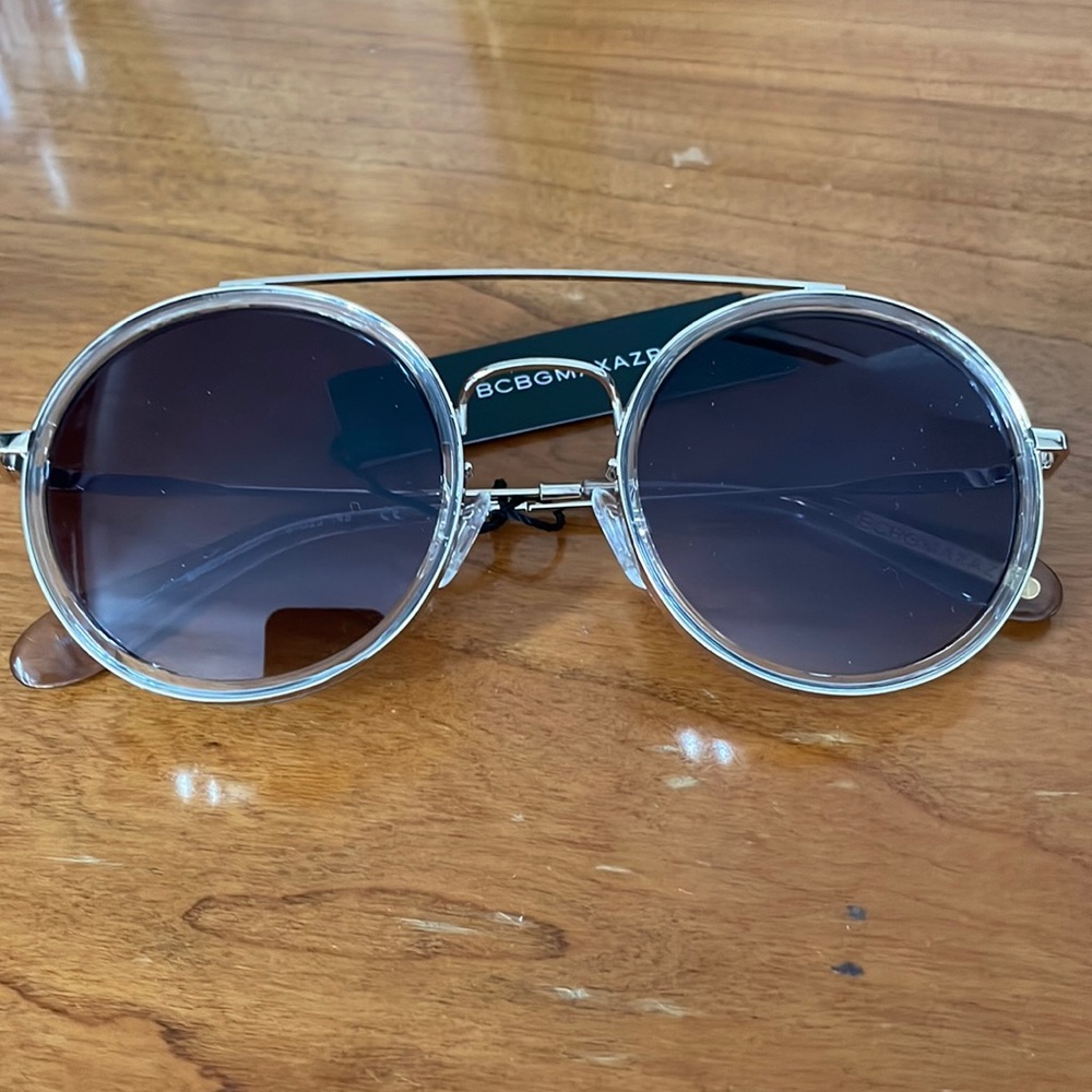 BCBG aviator sunglasses